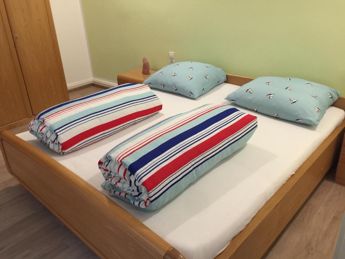 Gaestezimmer Hozici Lindau  Exteriör bild